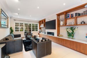 Photo 19- click for photo gallery